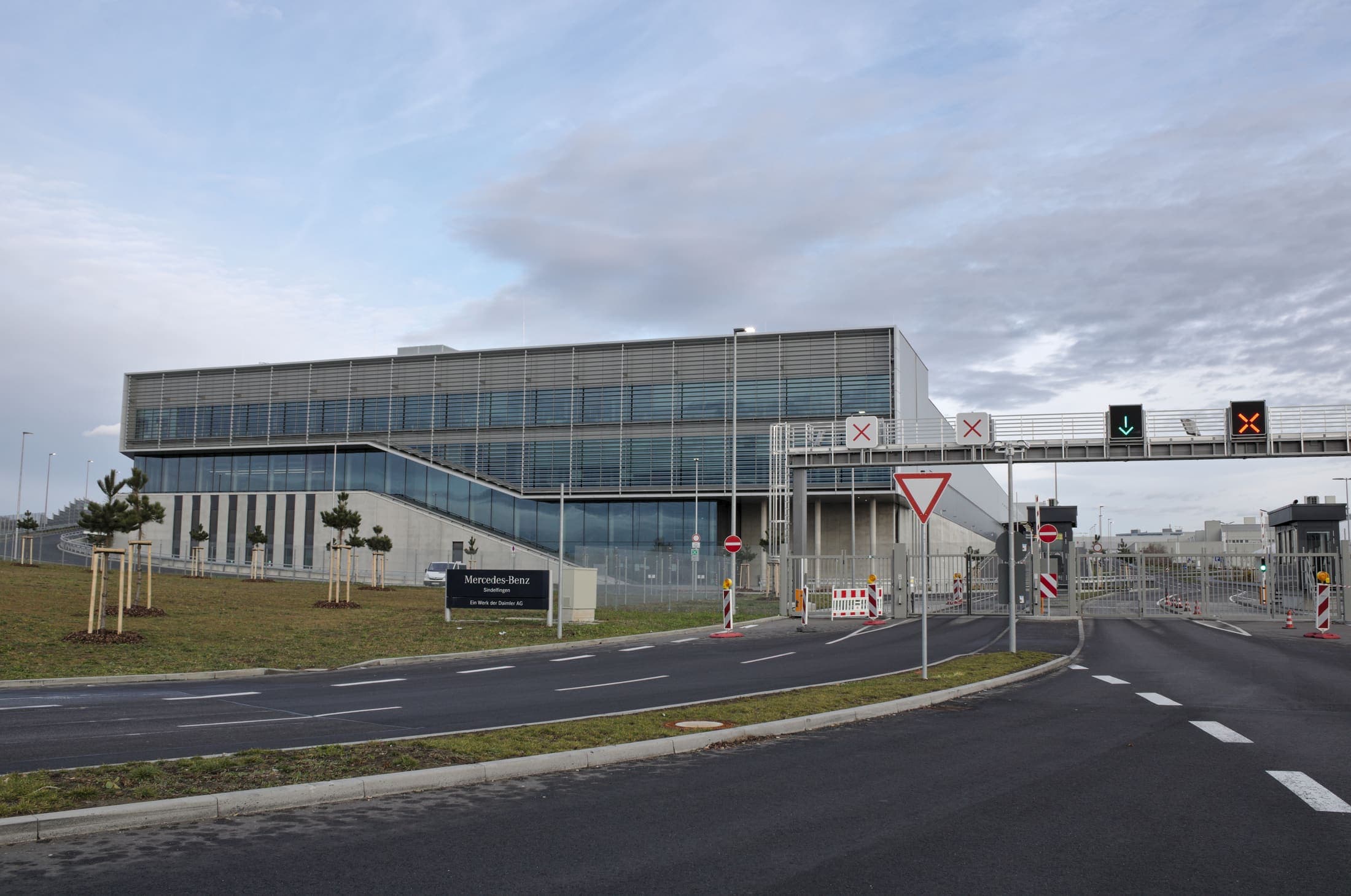 Mercedes-Benz automotive engineering plant, Baden-Württemberg
