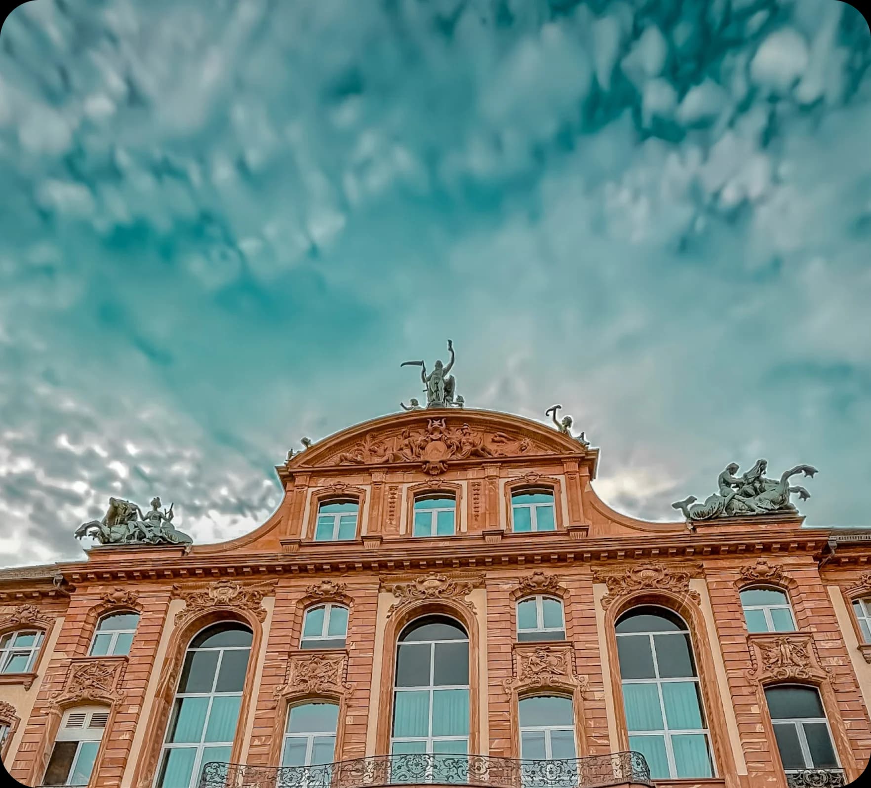 Benefits of pursuing a master's degree in Germany